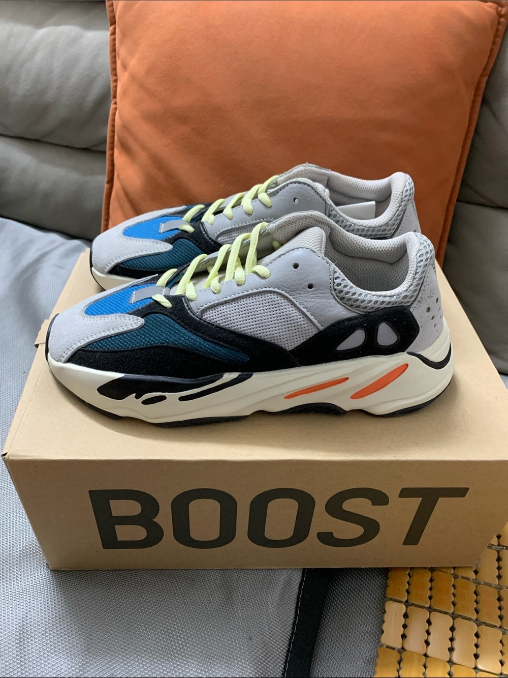 Yeezy 700 Wave Runner Sneakers